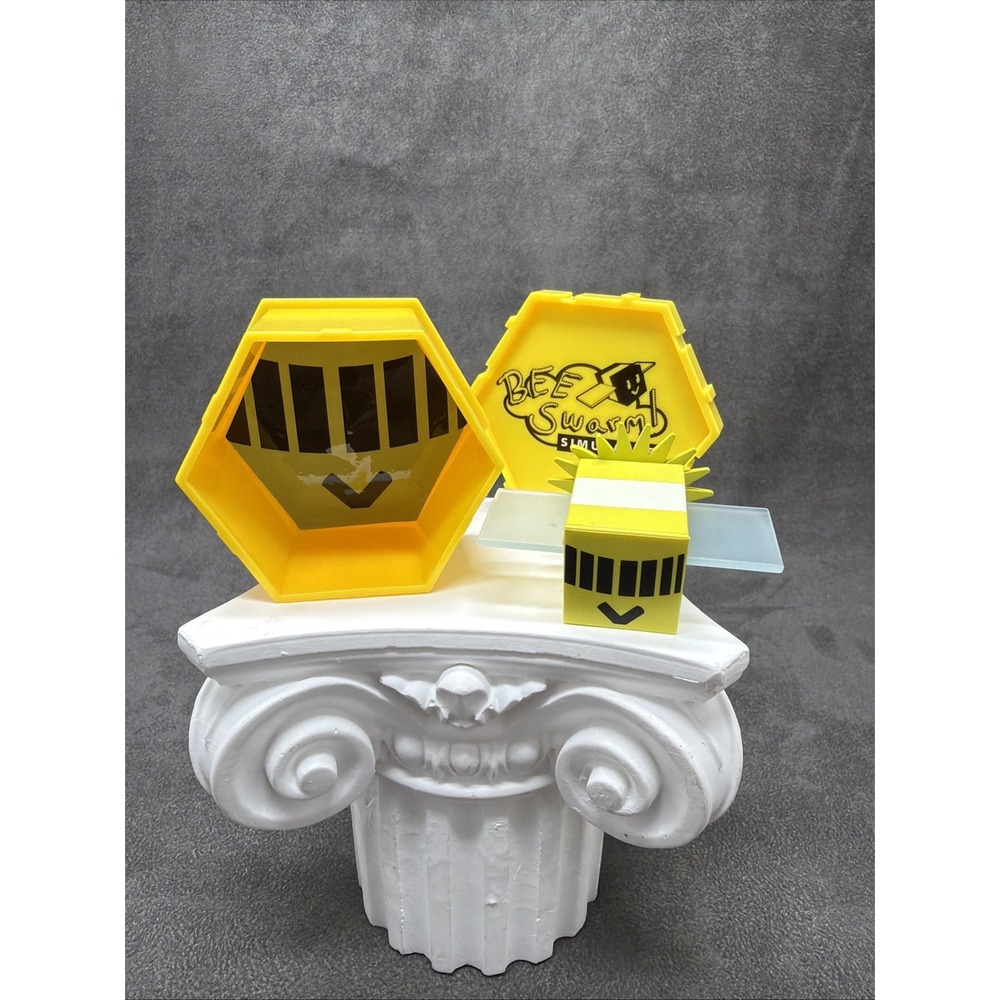 Bee Swarm Simulator Mini Series 1 Photon Bee Figure & Comb